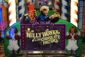 5de786a16329f41a82b64449_5db03984624900c922b6be27_DSC_0237-300x200 willy wonka 6 ply